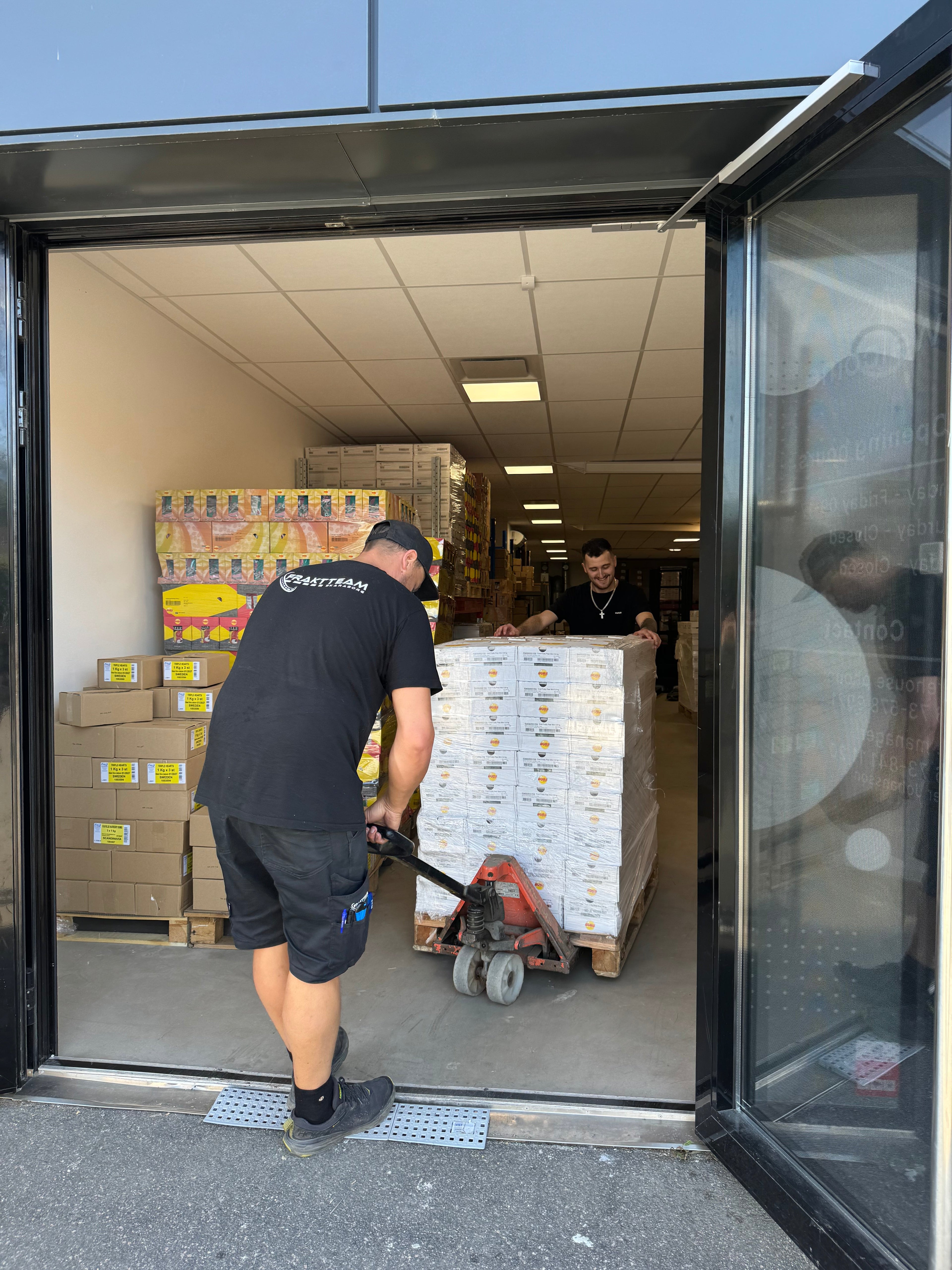 Pallet Shipping Explained: Sizes, Weights & Optimisation